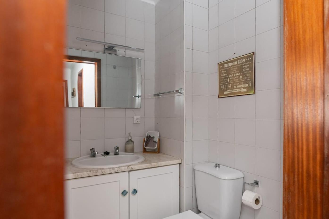 Family Friendly Azorean Apartment Понта-Делгада Экстерьер фото